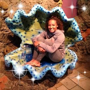 Meet your Posher, Annah